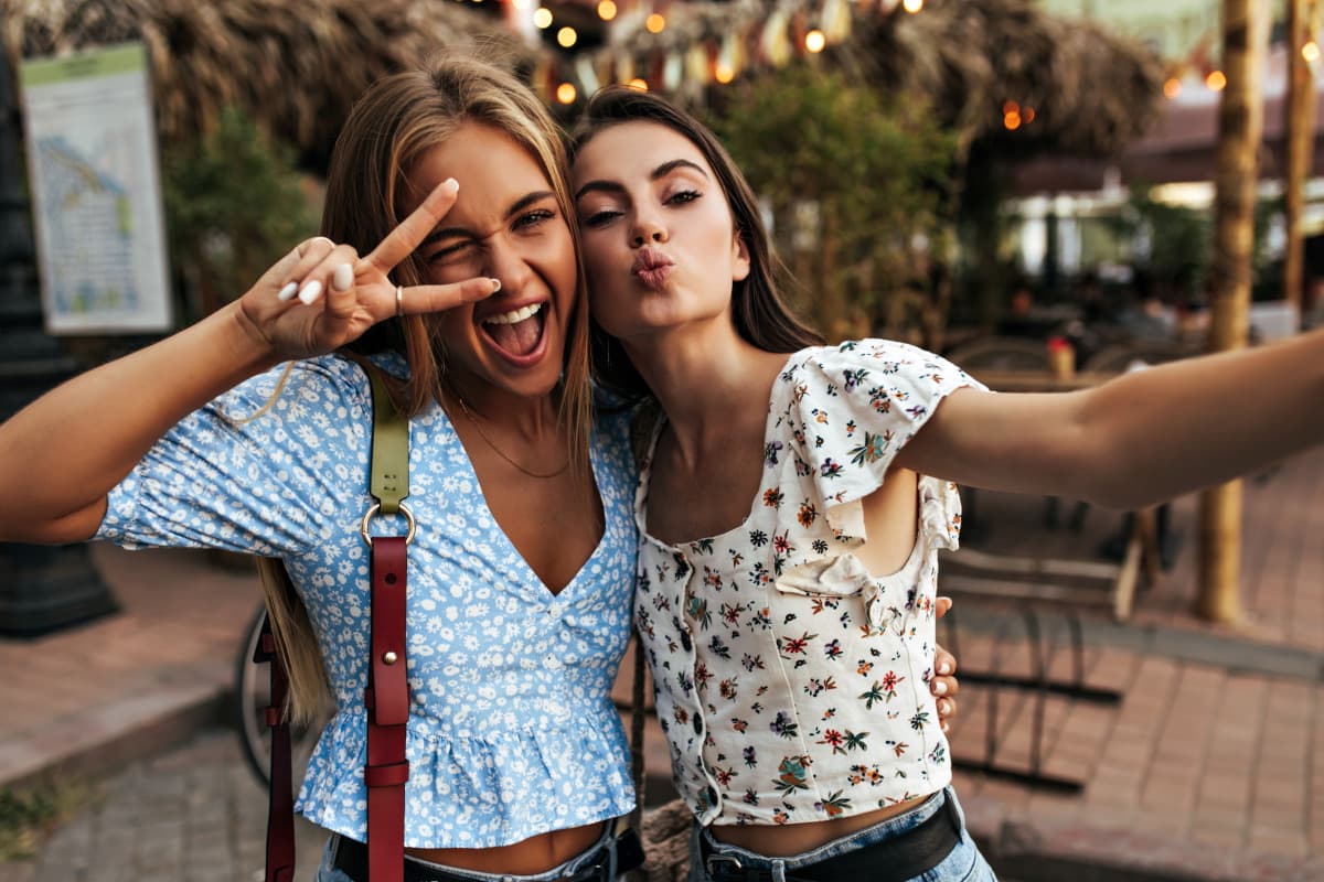 How to Make Friends: The Complete 2026 Guide